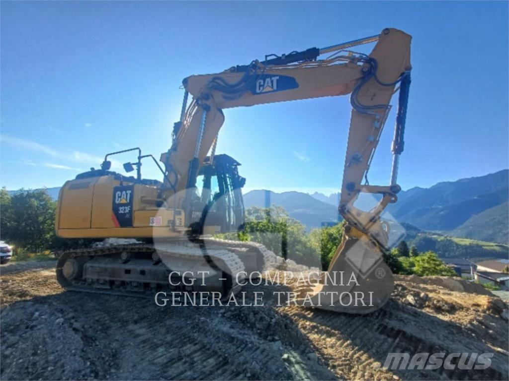 CAT 323F SA Excavatoare pe șenile
