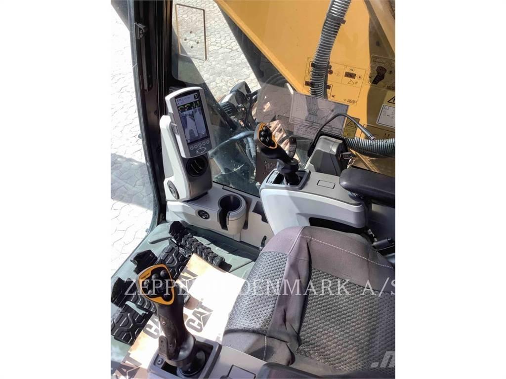 CAT 323FL Excavatoare pe șenile
