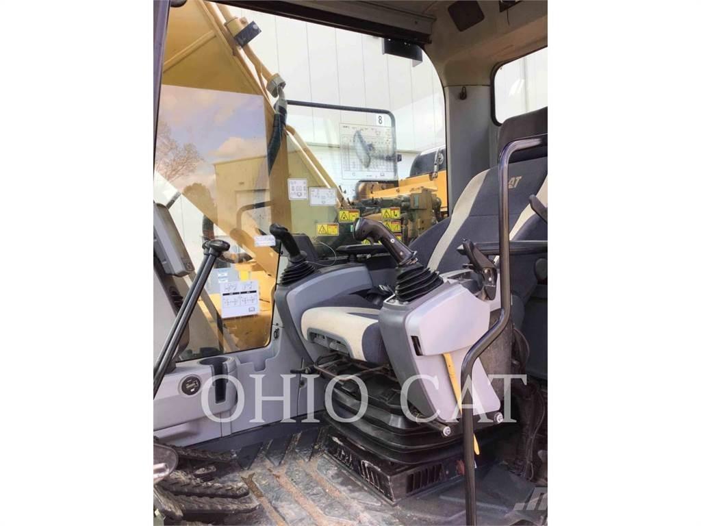 CAT 323FL TC Excavatoare pe șenile
