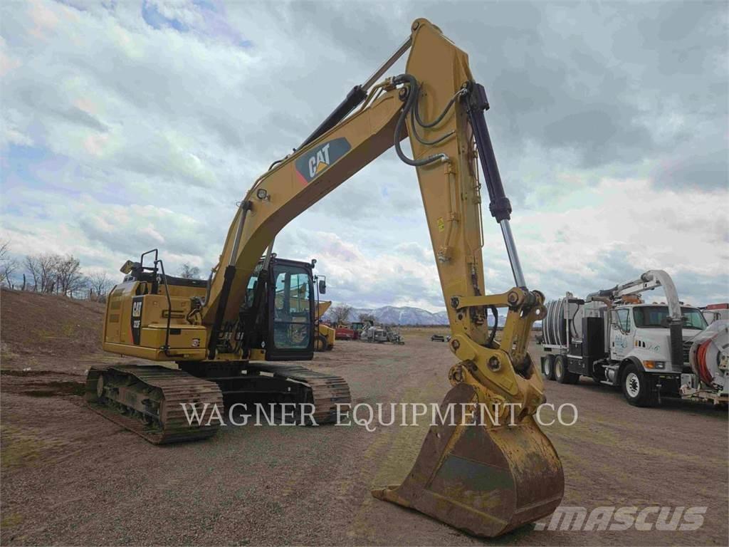 CAT 323FL TC Excavatoare pe șenile
