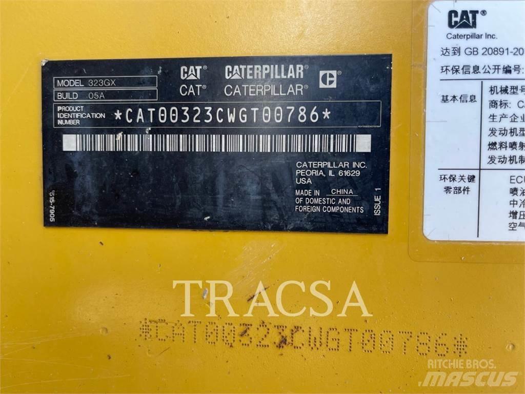 CAT 323GX Excavatoare pe șenile
