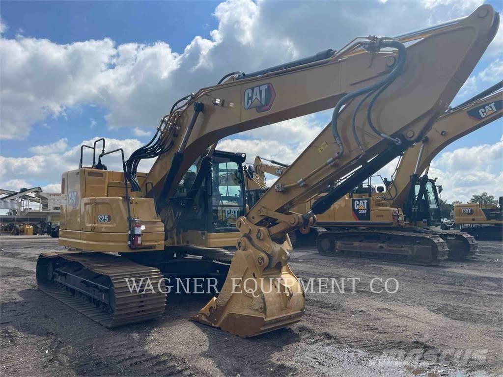 CAT 325 Excavatoare pe șenile
