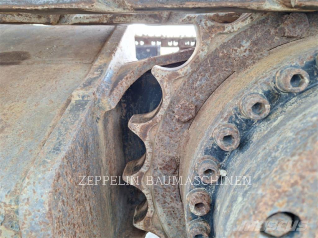 CAT 325FL Excavatoare pe șenile
