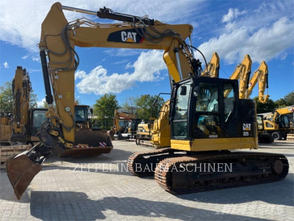 CAT 325FL Excavatoare pe șenile
