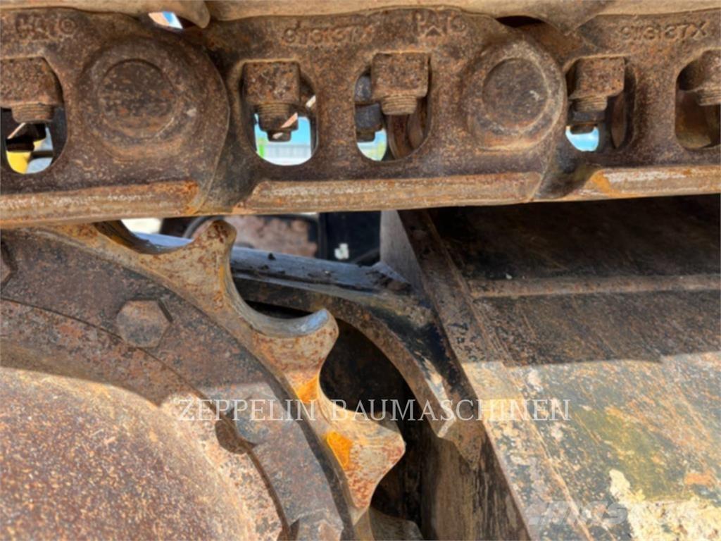 CAT 325FL Excavatoare pe șenile

