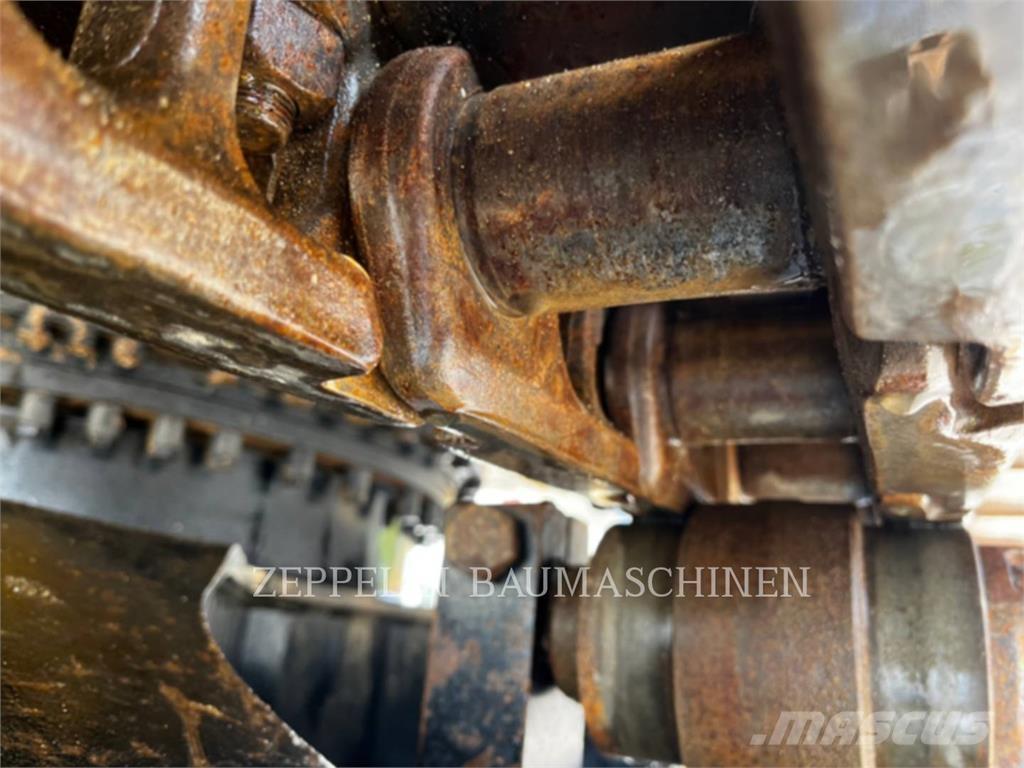 CAT 325FL Excavatoare pe șenile
