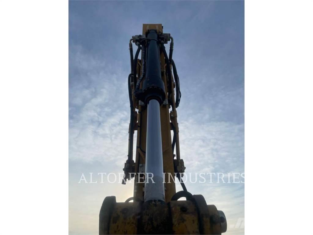 CAT 325FL CR Excavatoare pe șenile
