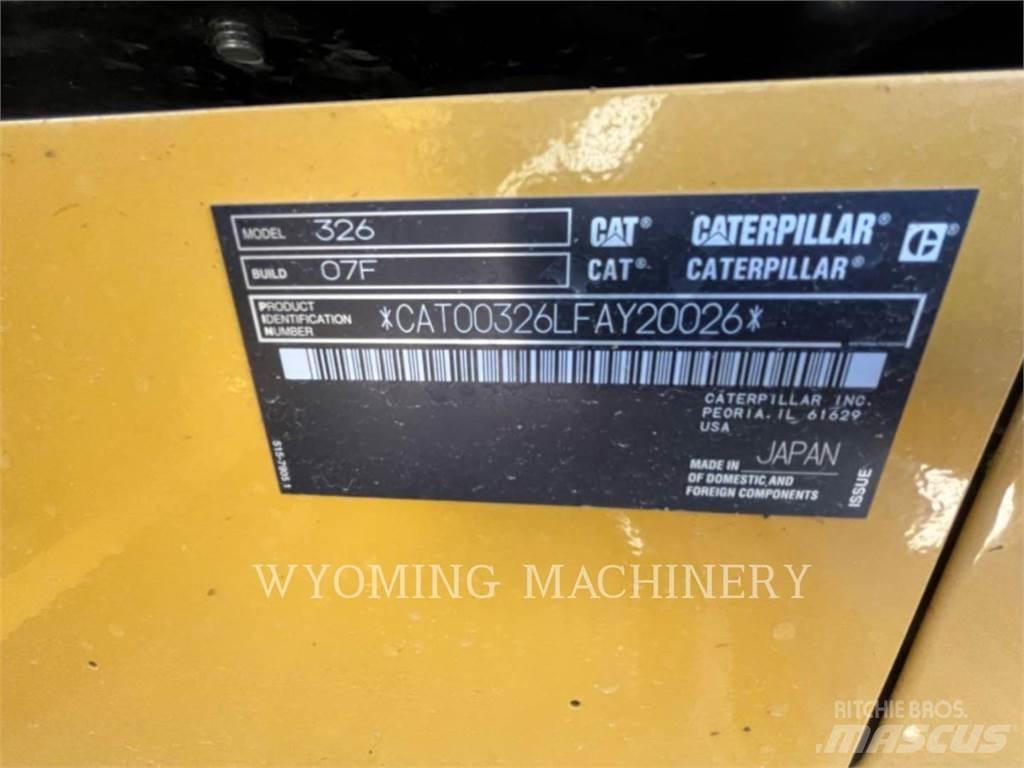CAT 326 Excavatoare pe șenile

