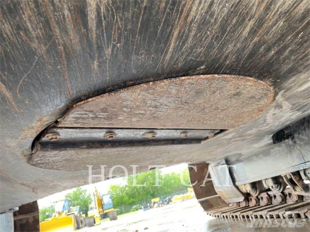 CAT 326 TC Excavatoare pe șenile
