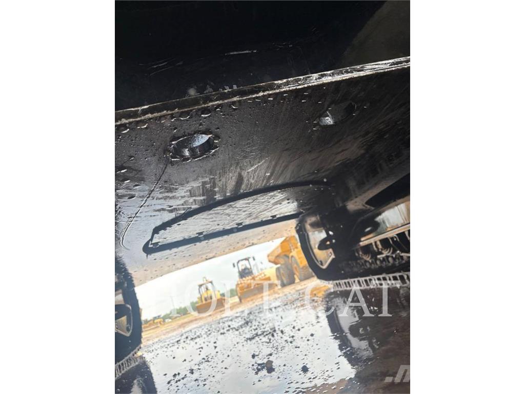 CAT 326 TC Excavatoare pe șenile
