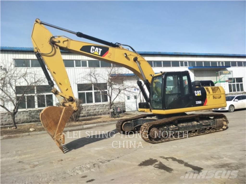 CAT 326D2L Excavatoare pe șenile
