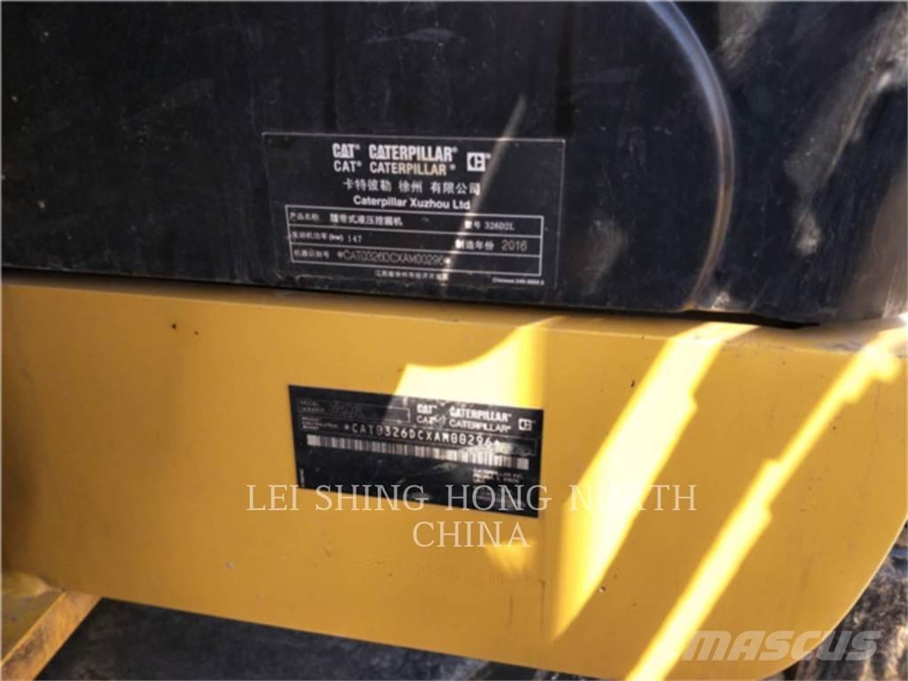 CAT 326D2L Excavatoare pe șenile
