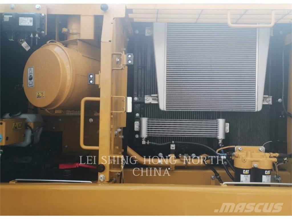 CAT 326D2L Excavatoare pe șenile
