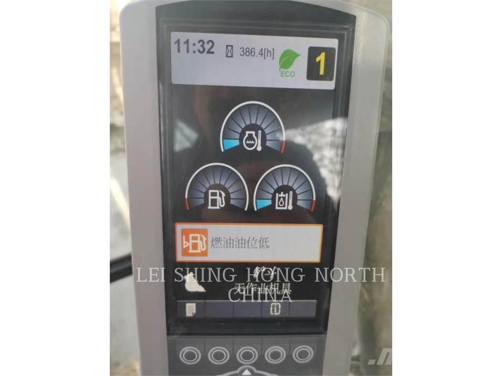 CAT 326D2L Excavatoare pe șenile
