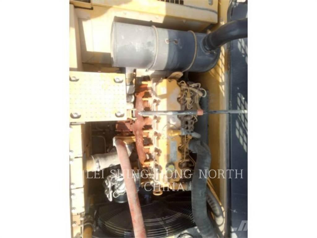 CAT 326D2L Excavatoare pe șenile
