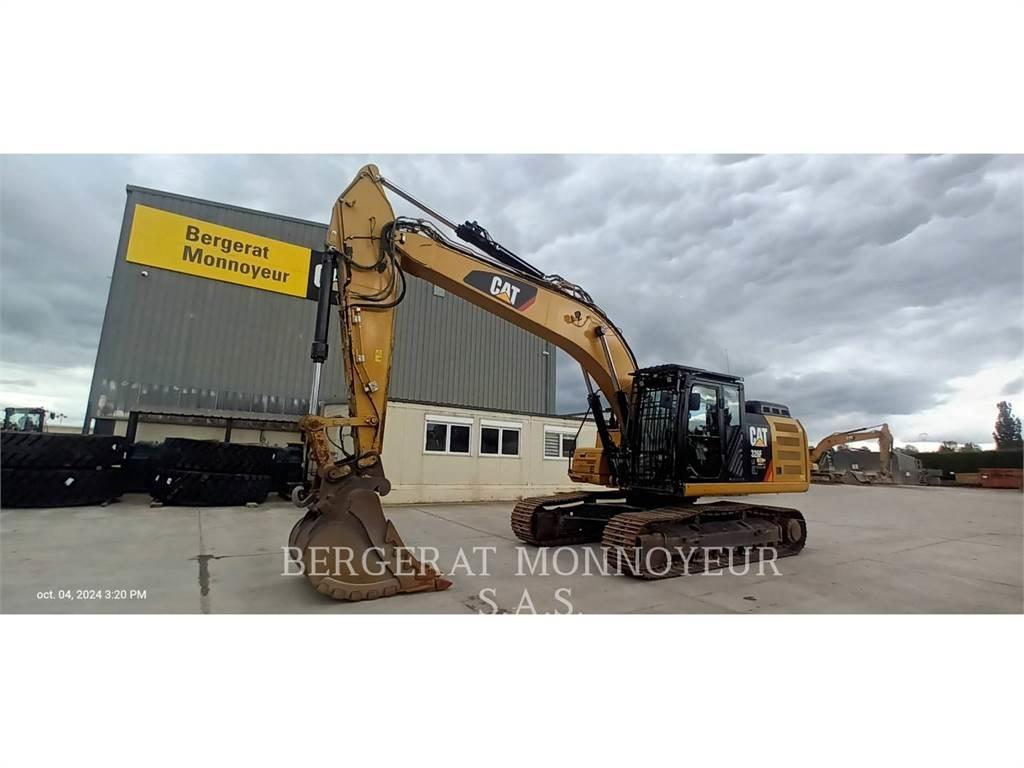 CAT 326F Excavatoare pe șenile

