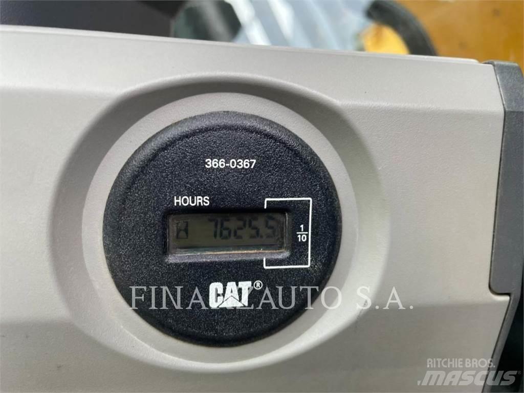 CAT 326F Excavatoare pe șenile
