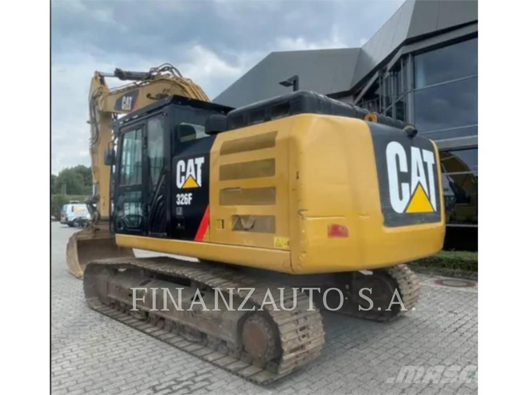 CAT 326F Excavatoare pe șenile
