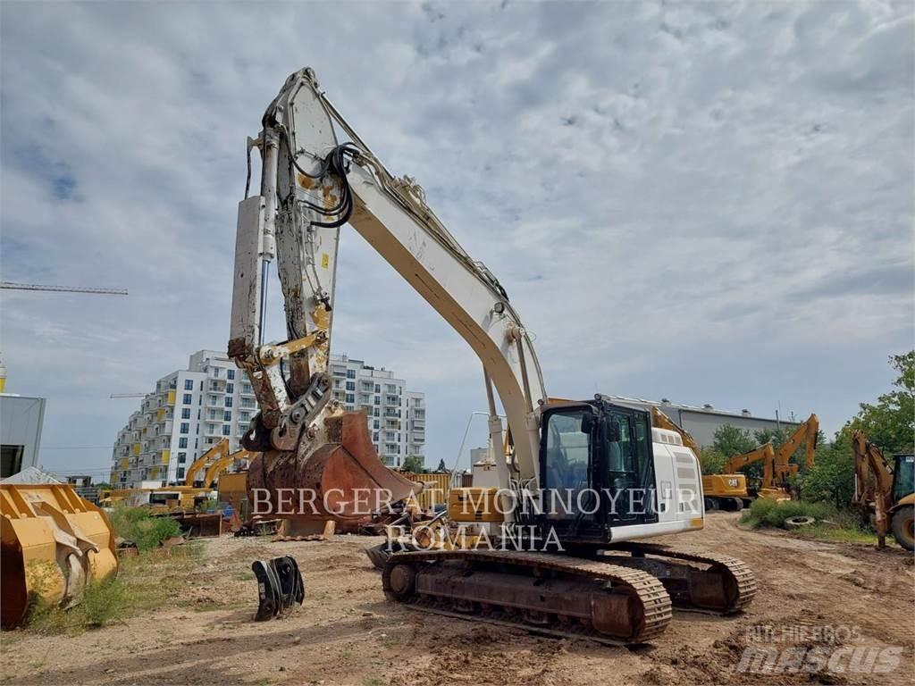 CAT 326FL Excavatoare pe șenile
