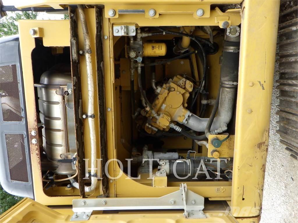 CAT 326FL Excavatoare pe șenile
