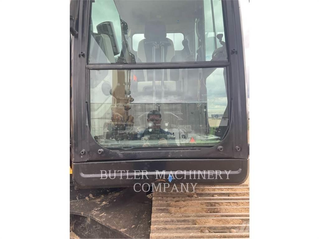 CAT 326FL Excavatoare pe șenile
