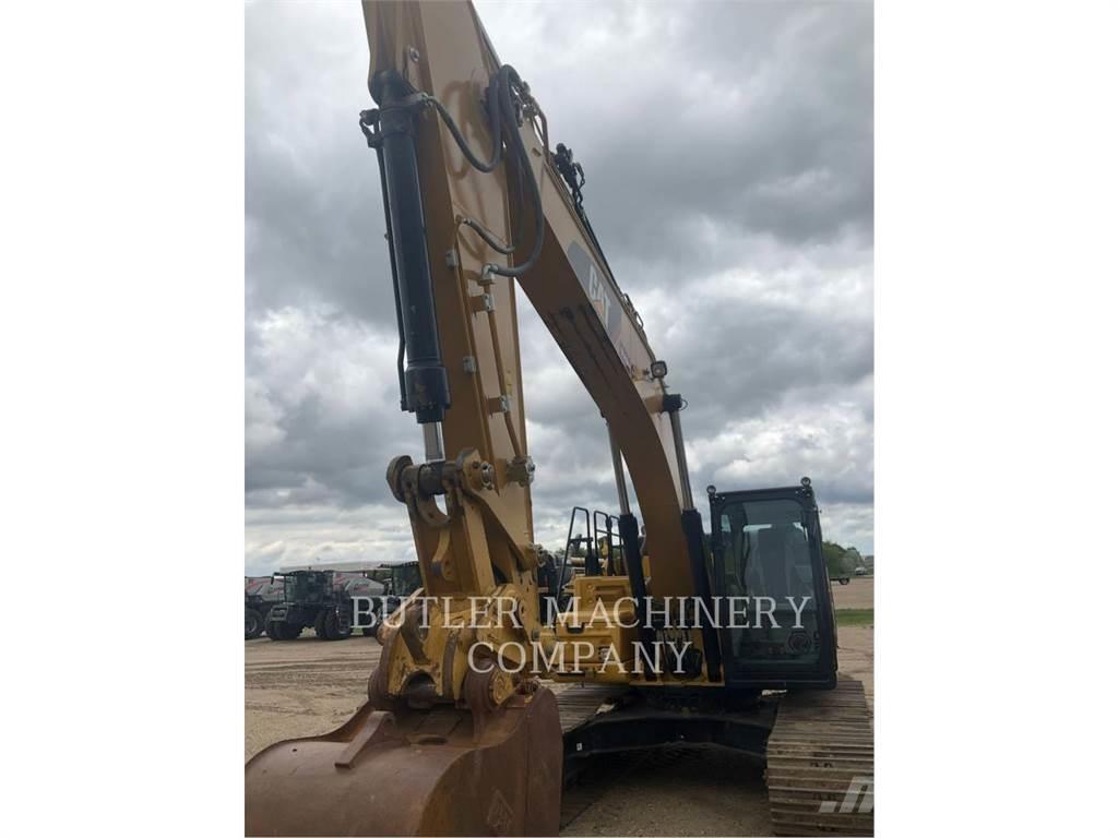 CAT 326FL Excavatoare pe șenile
