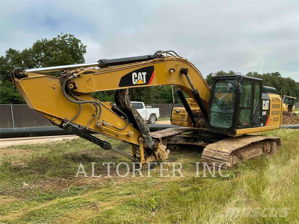 CAT 326FL Excavatoare pe șenile
