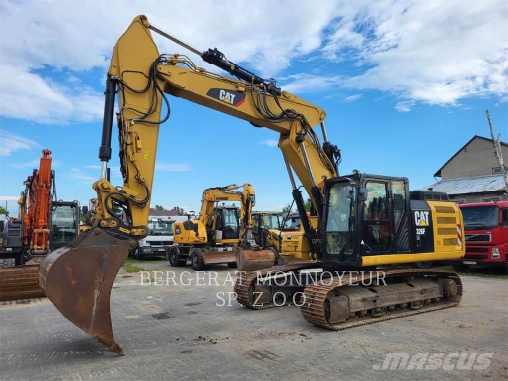 CAT 326FLN Excavatoare pe șenile
