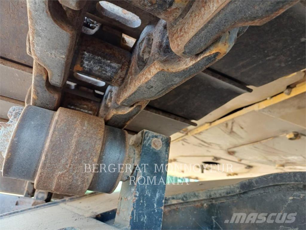 CAT 326FLN Excavatoare pe șenile
