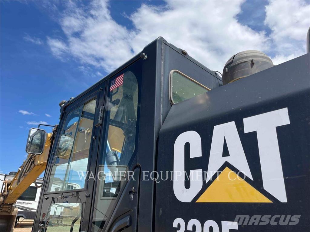 CAT 329EL Excavatoare pe șenile
