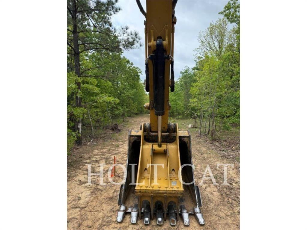CAT 329FL Excavatoare pe șenile

