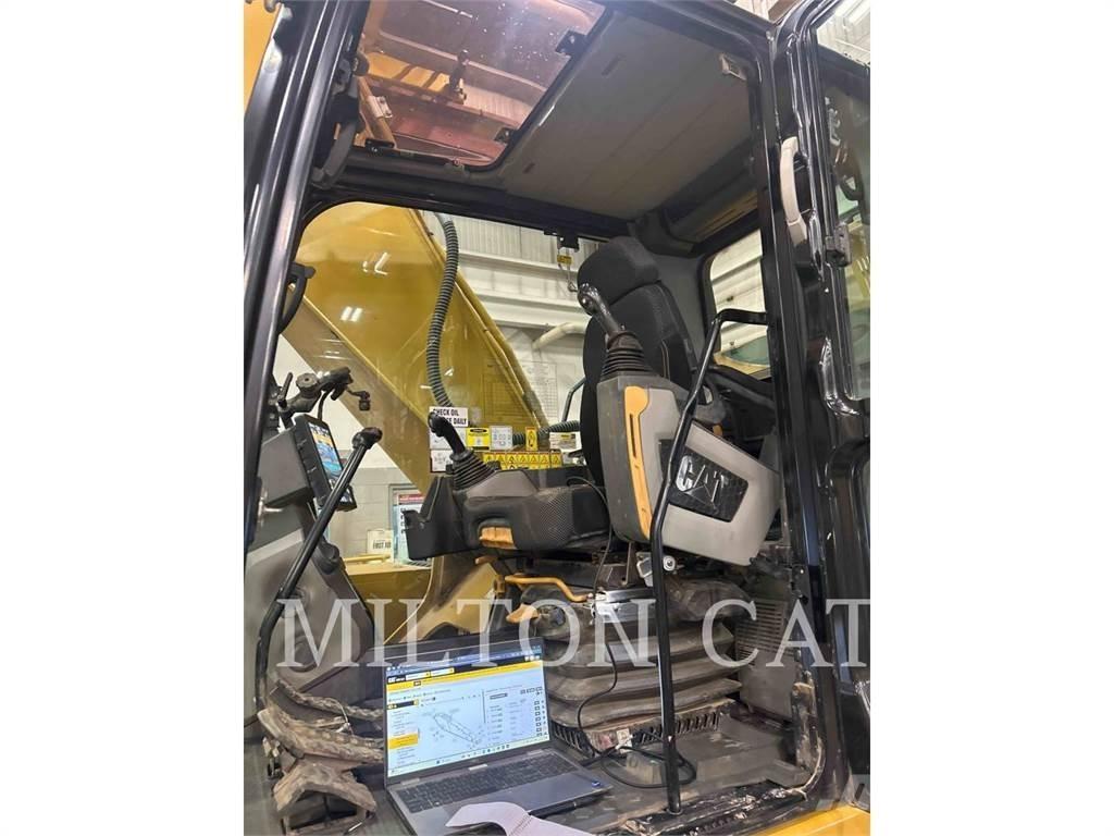 CAT 330 Excavatoare pe șenile

