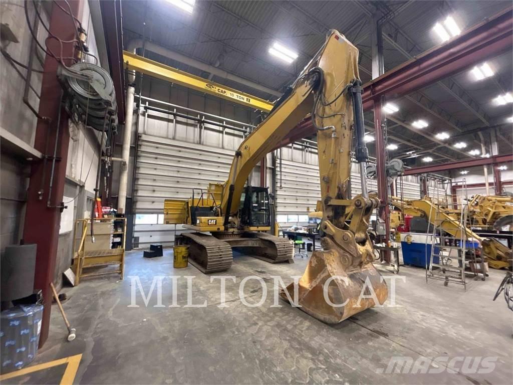 CAT 330 Excavatoare pe șenile
