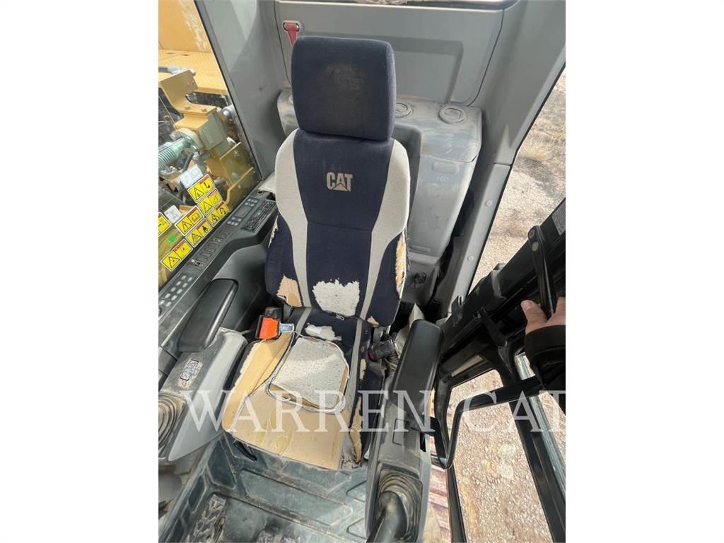 CAT 330 Excavatoare pe șenile
