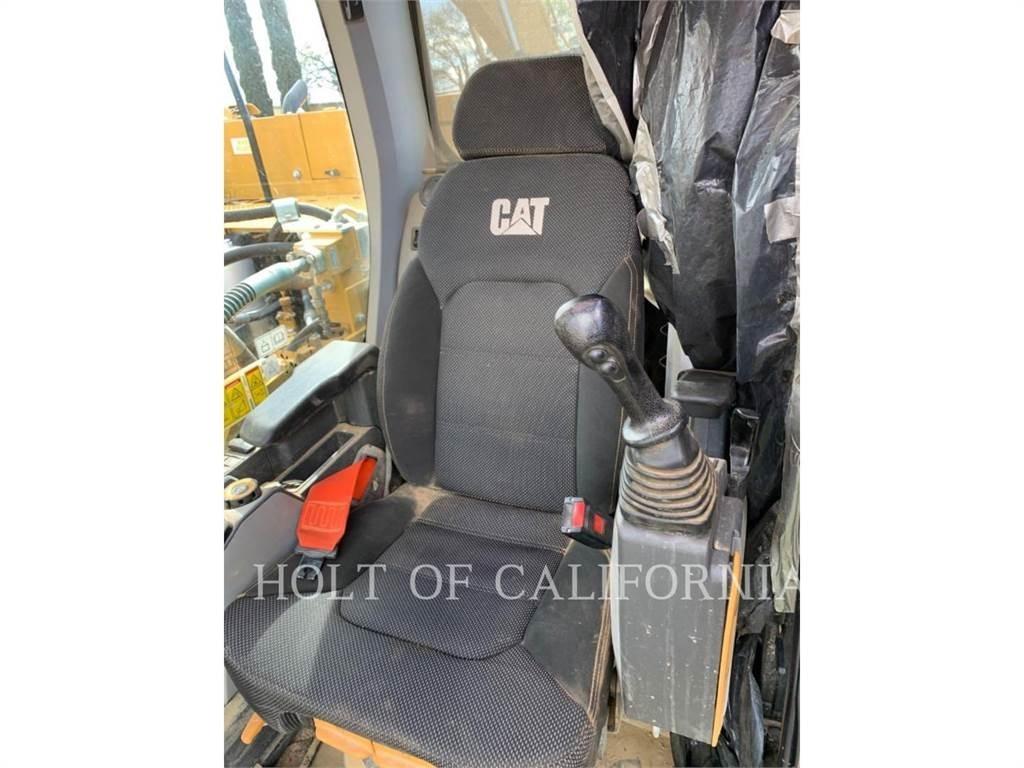 CAT 330 Excavatoare pe șenile
