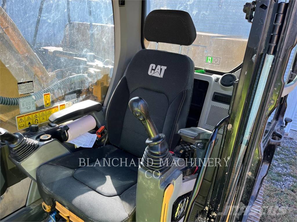 CAT 330 Excavatoare pe șenile
