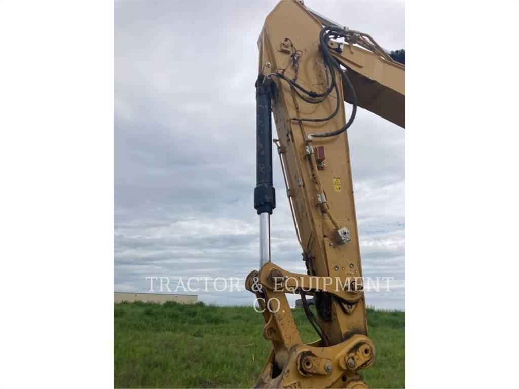 CAT 330 Excavatoare pe șenile
