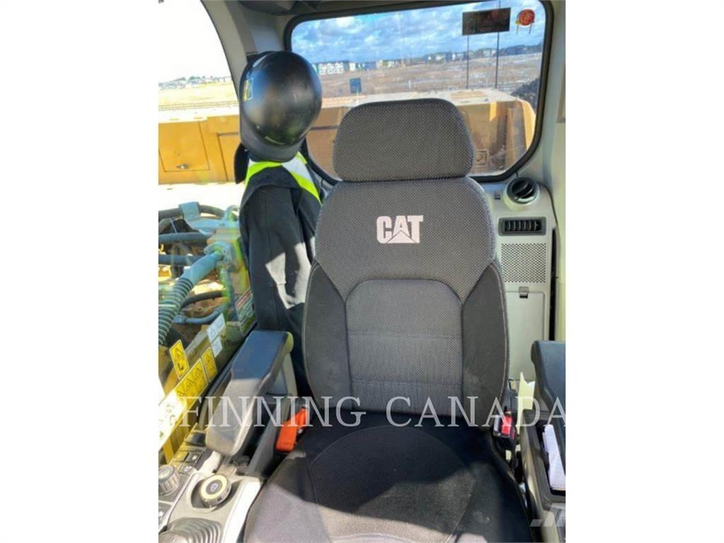 CAT 330-07 Excavatoare pe șenile
