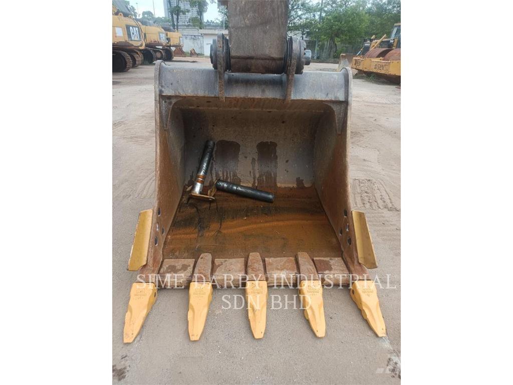 CAT 330-07GC Excavatoare pe șenile
