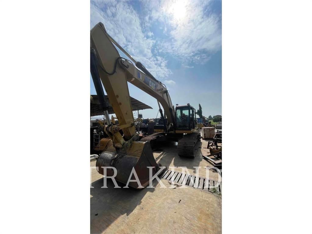 CAT 330D2L Excavatoare pe șenile
