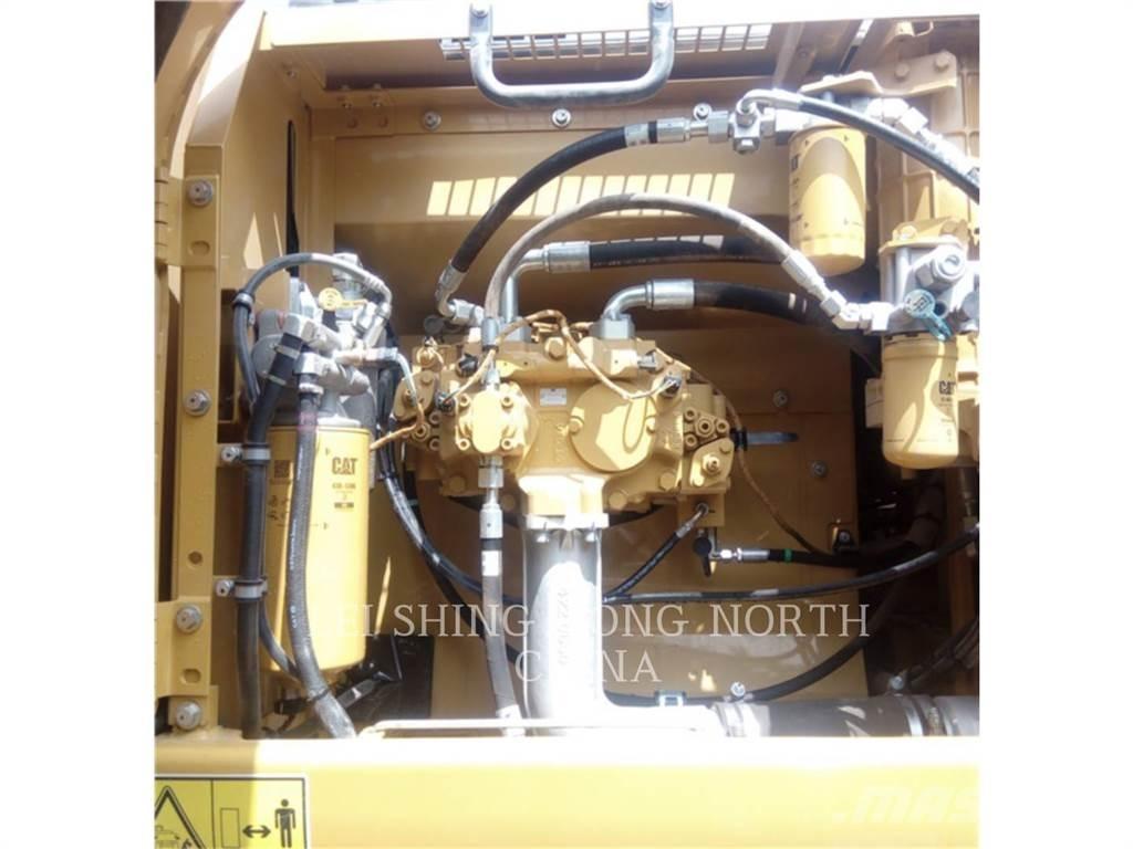 CAT 330D2L Excavatoare pe șenile
