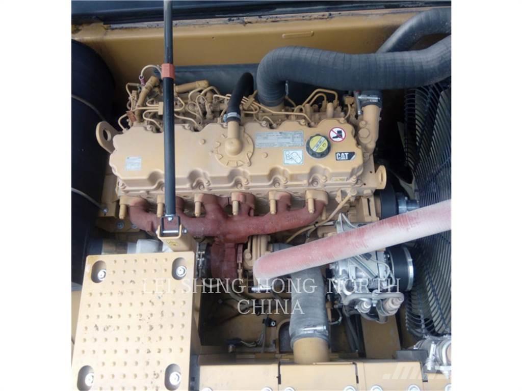 CAT 330D2L Excavatoare pe șenile
