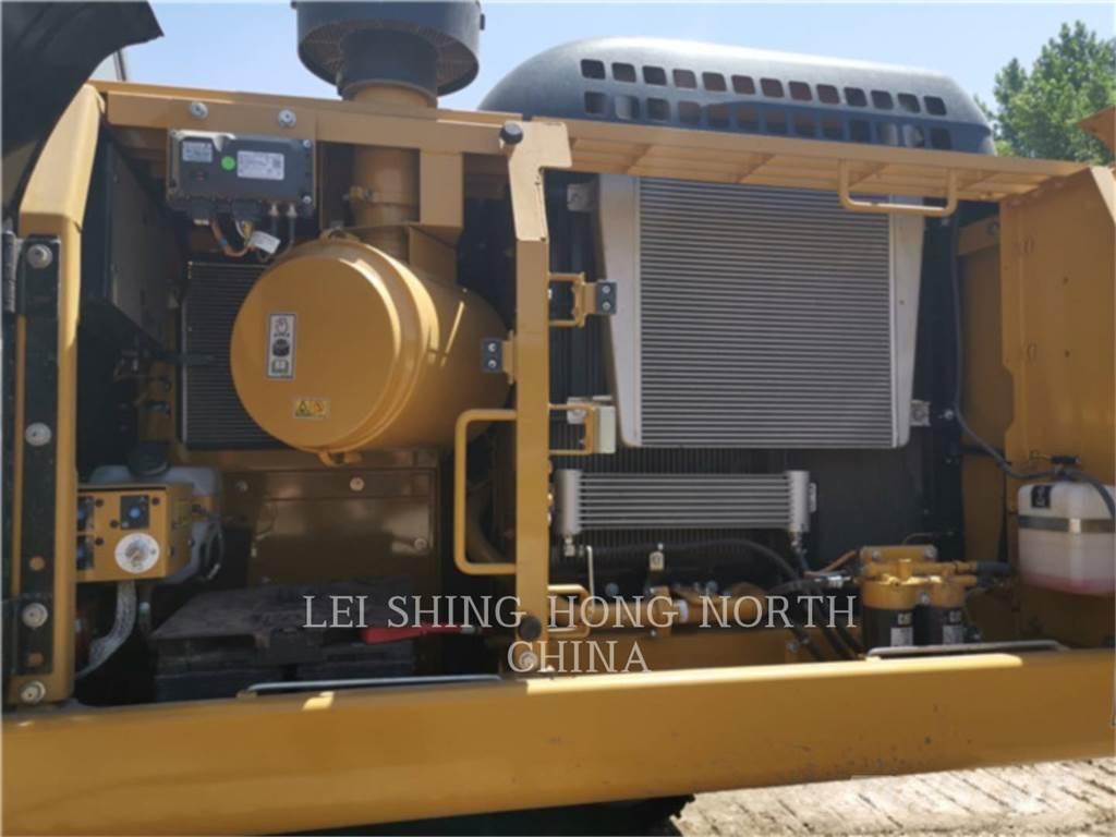 CAT 330D2L Excavatoare pe șenile
