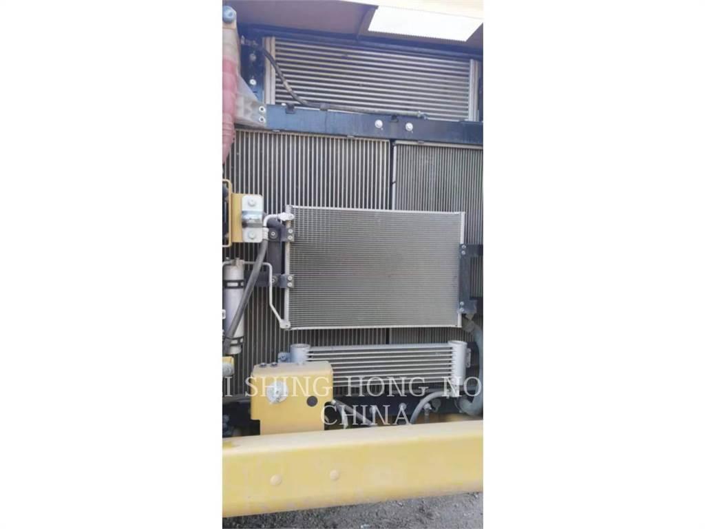 CAT 330D2L Excavatoare pe șenile
