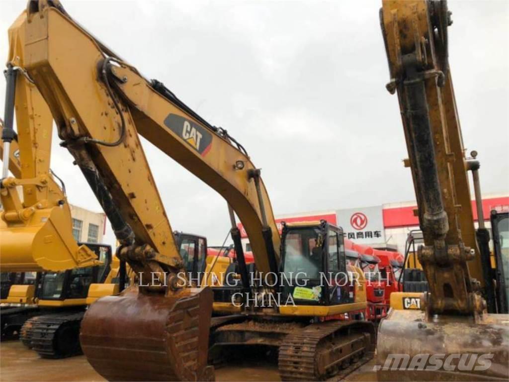 CAT 330D2L Excavatoare pe șenile
