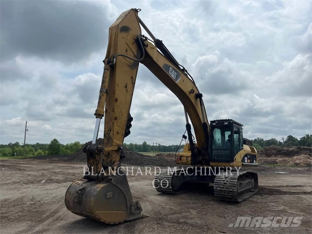 CAT 330DL Excavatoare pe șenile
