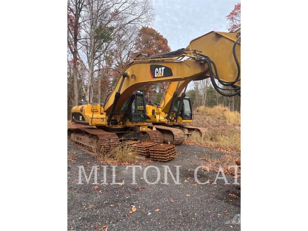CAT 330DL Excavatoare pe șenile
