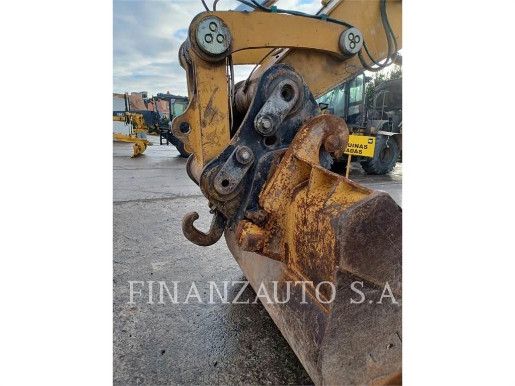 CAT 330DLME Excavatoare pe șenile
