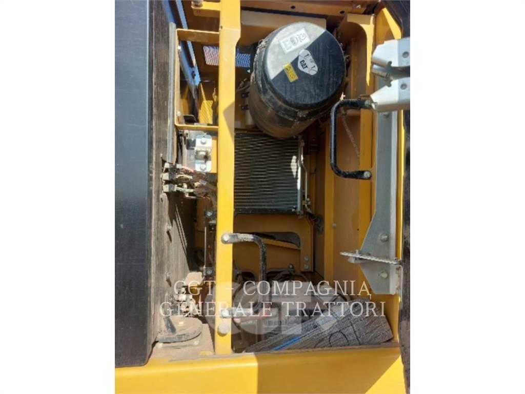 CAT 330F Excavatoare pe șenile
