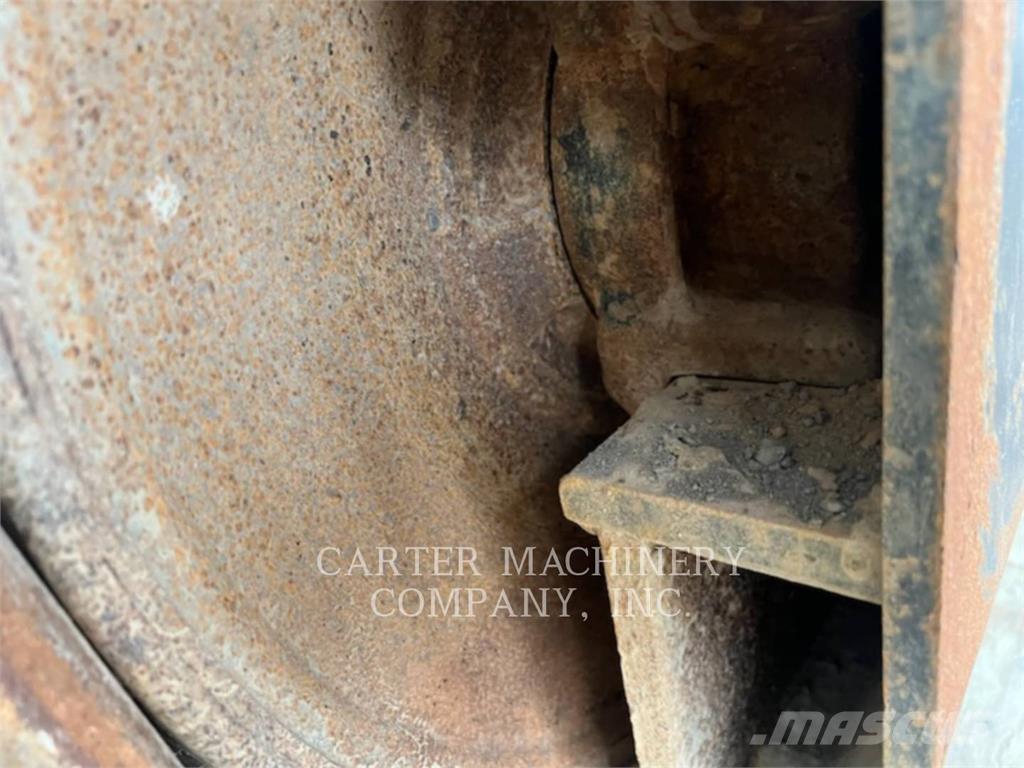 CAT 330FL Excavatoare pe șenile
